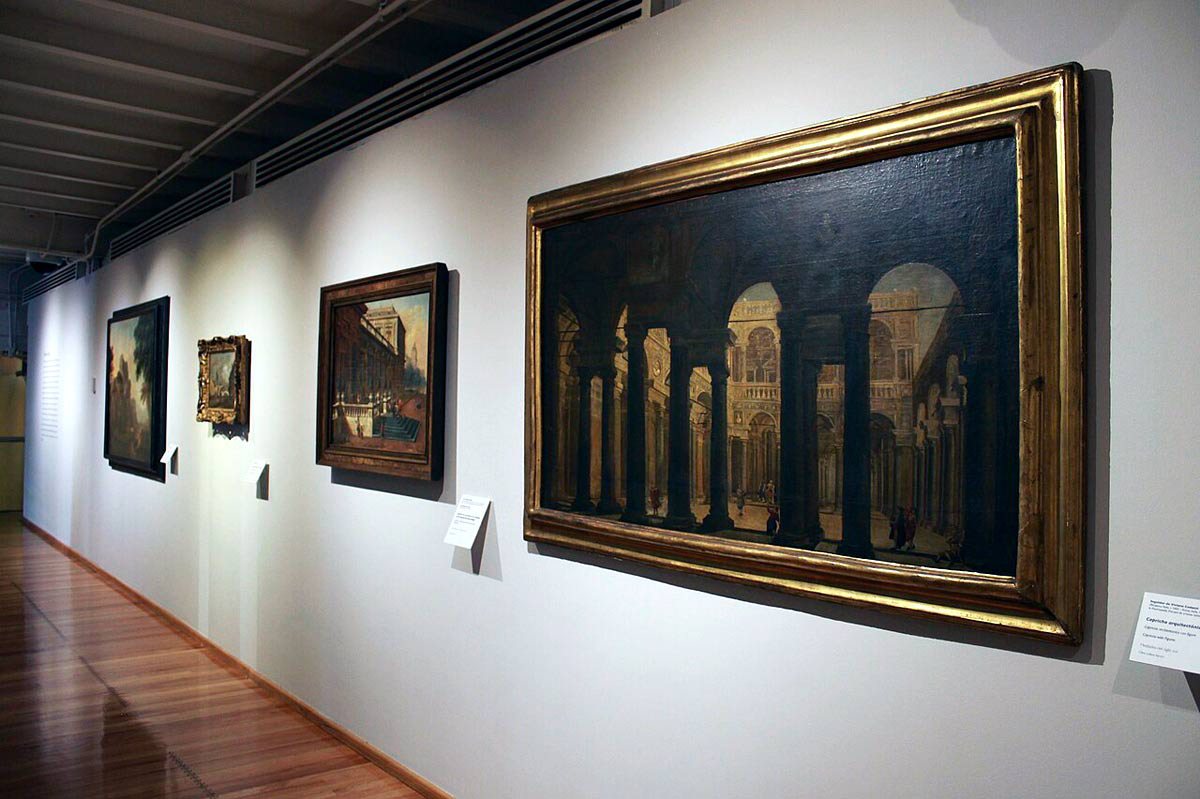 Paintings at the Soumaya